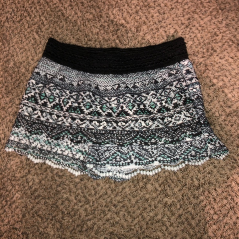 Cute lace shorts